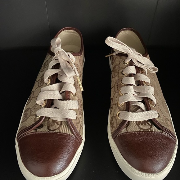 Michael Kors Monogram Sneakers - Picture 9 of 10